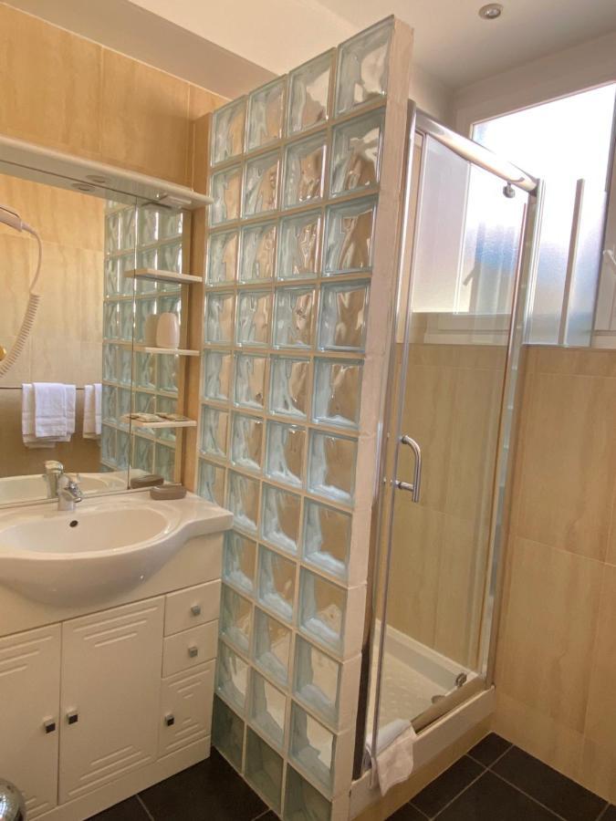 Hotel Lutetia Cannes Buitenkant foto